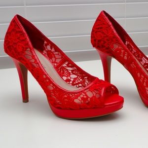 Antonio Melani Red Mesh Crochet Lace Peep Toe Pump